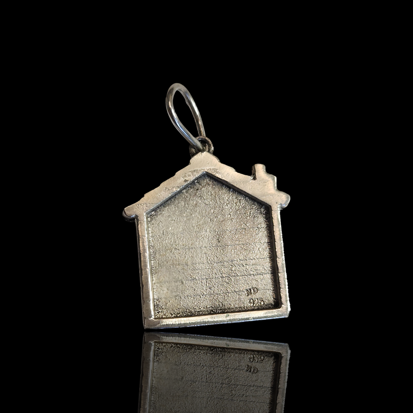 Handmade traphouse pendant 925